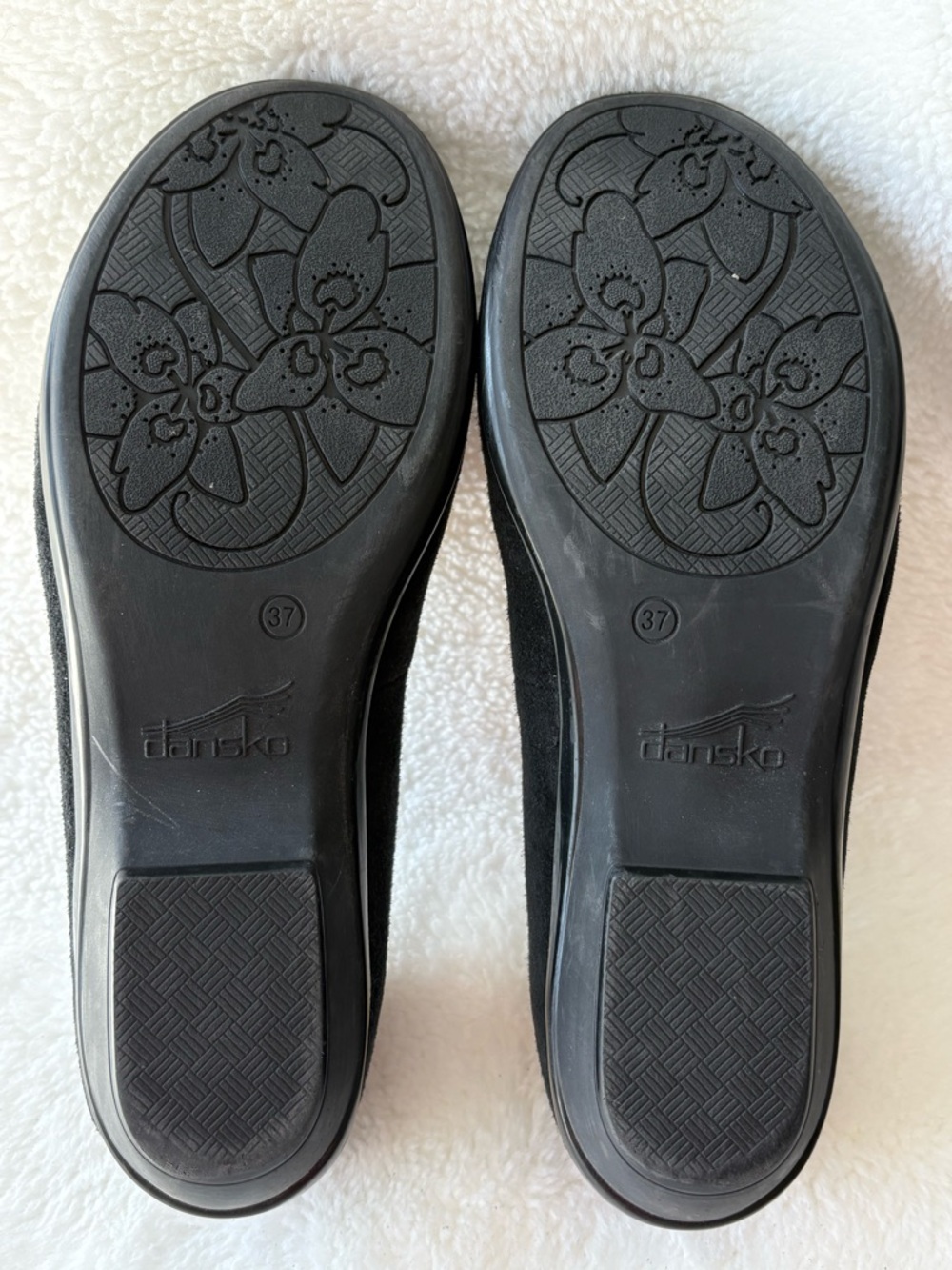Dansko Black Suede Loafers with Tortoiseshell Accent Size 37 - Picture 6 of 8